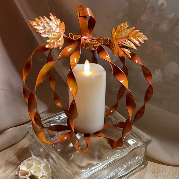 Other - DECORATIVE RIBBON TWISTED METAL PUMPKIN CANDLE